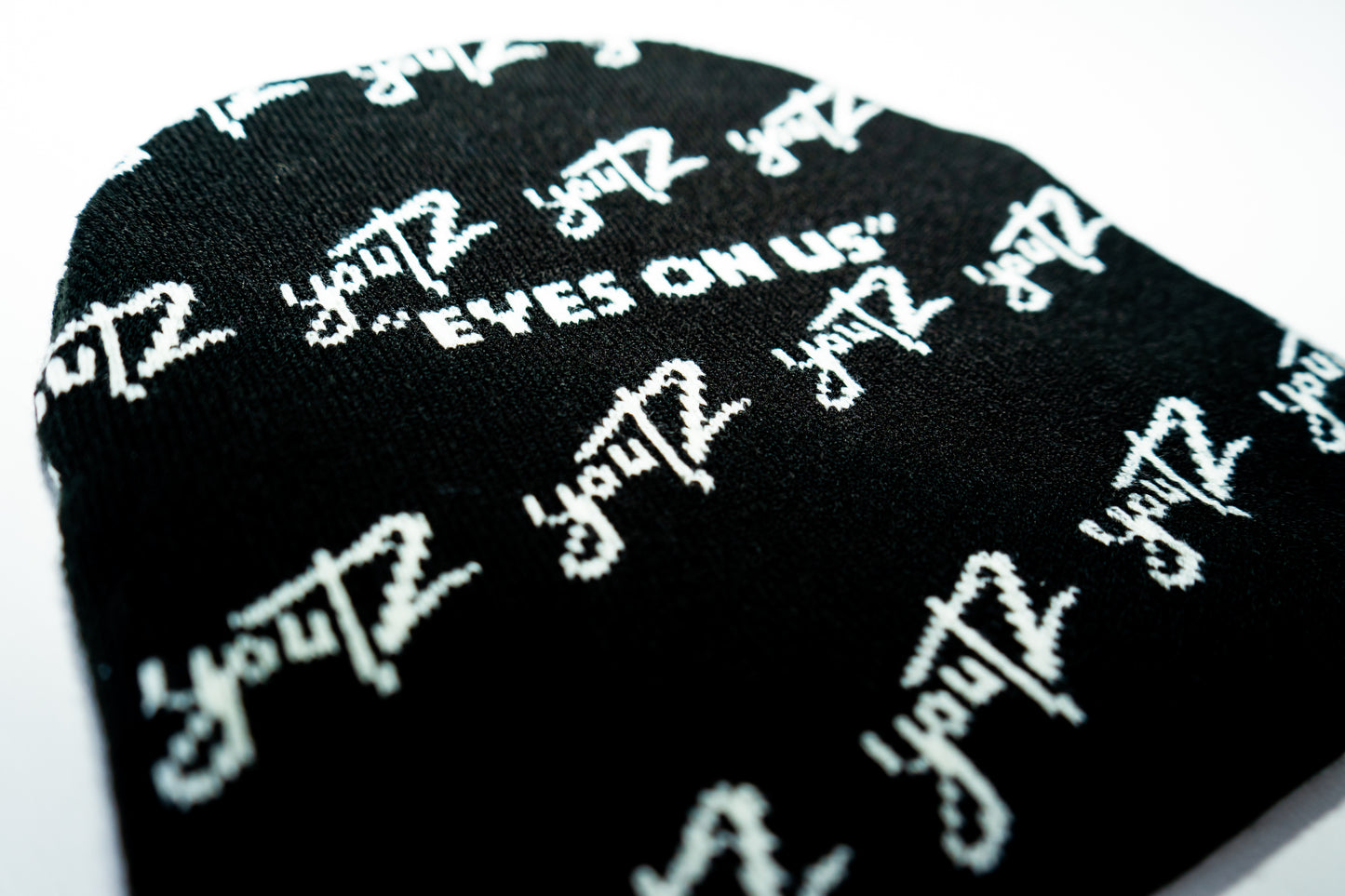 YOUTZ "EYES ON US" BEANIE