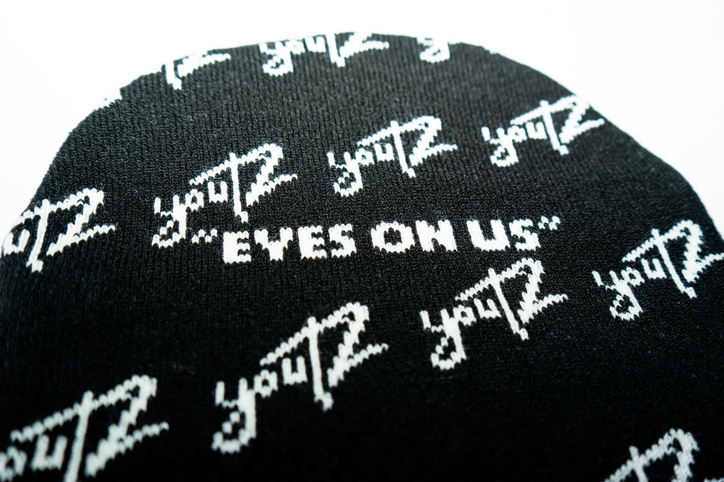 YOUTZ "EYES ON US" BEANIE